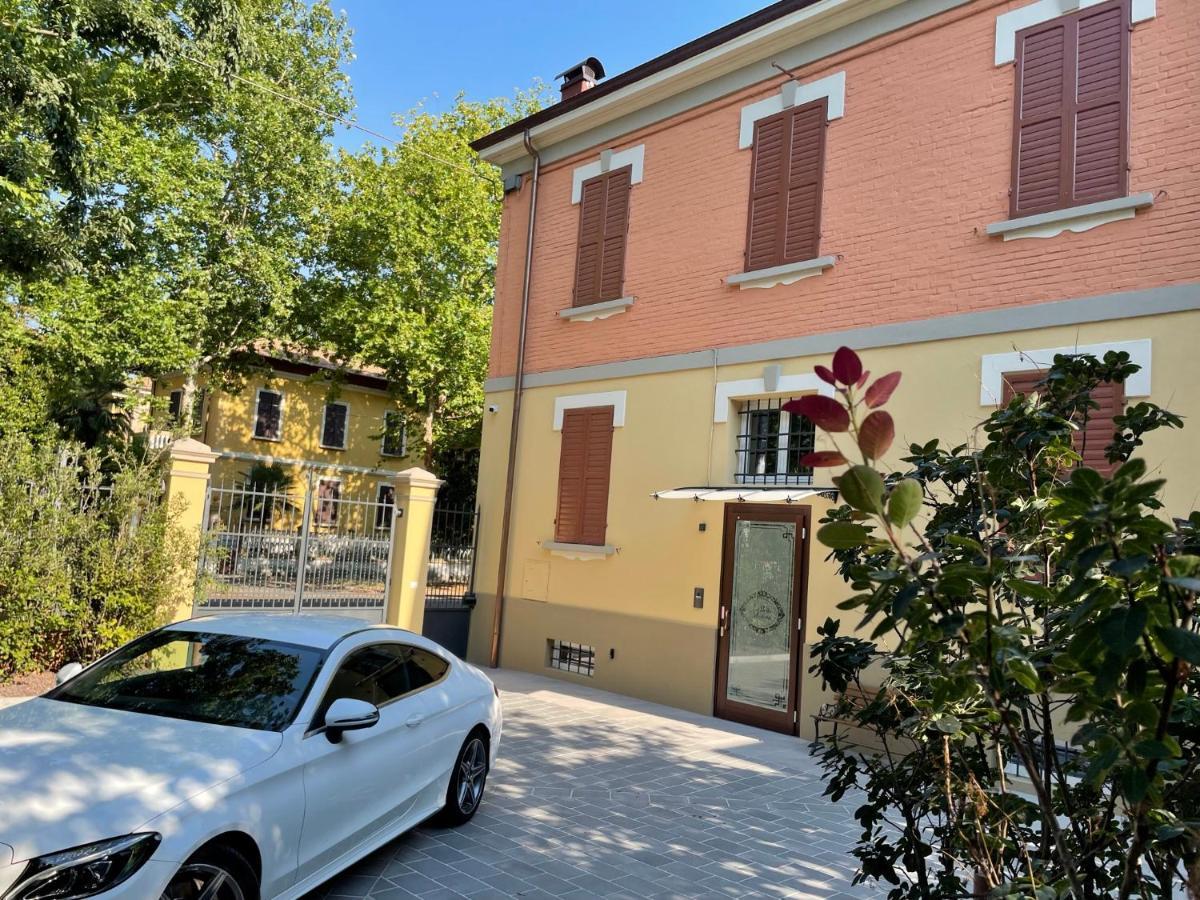 La Bella Modena Centro Hotel Exterior photo